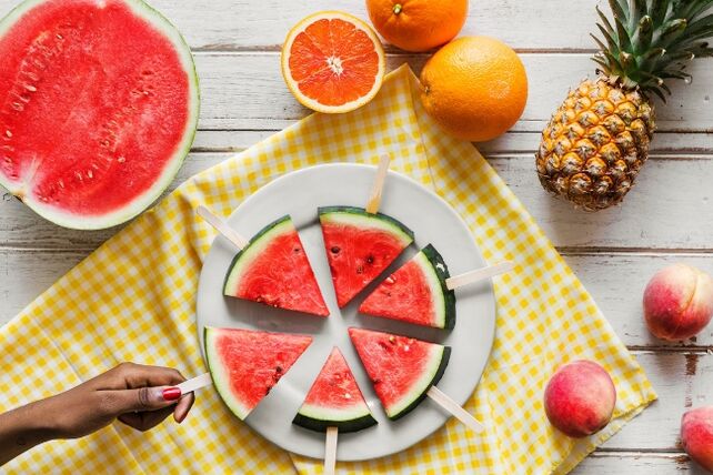 Wassermelonen- und Fruchtscheiben